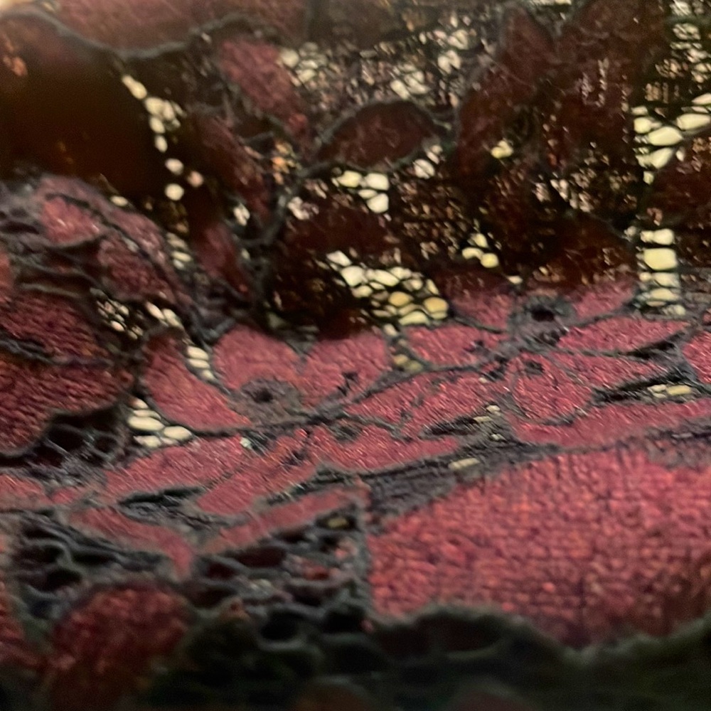 Lace Arms work burgundy red purple and black lace black undershirt